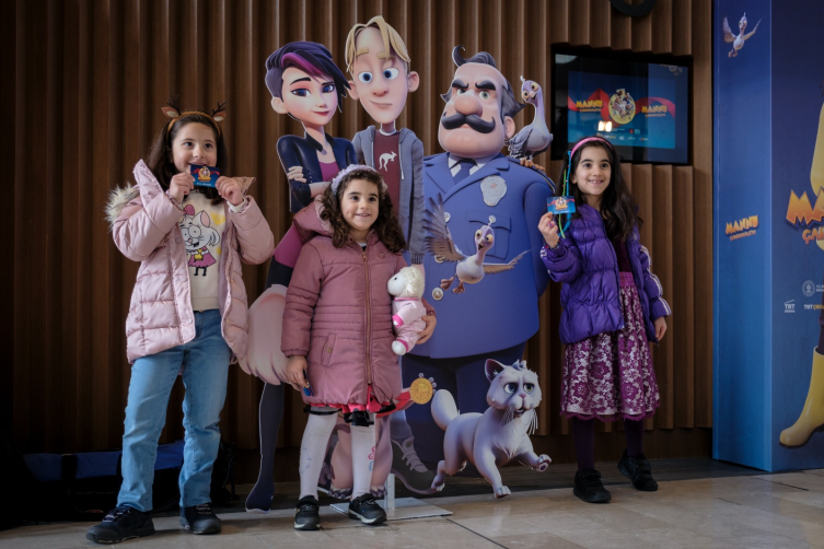 TRT ortak yapımı “Mannu Çanakkale’de” filminin galası yapıldı